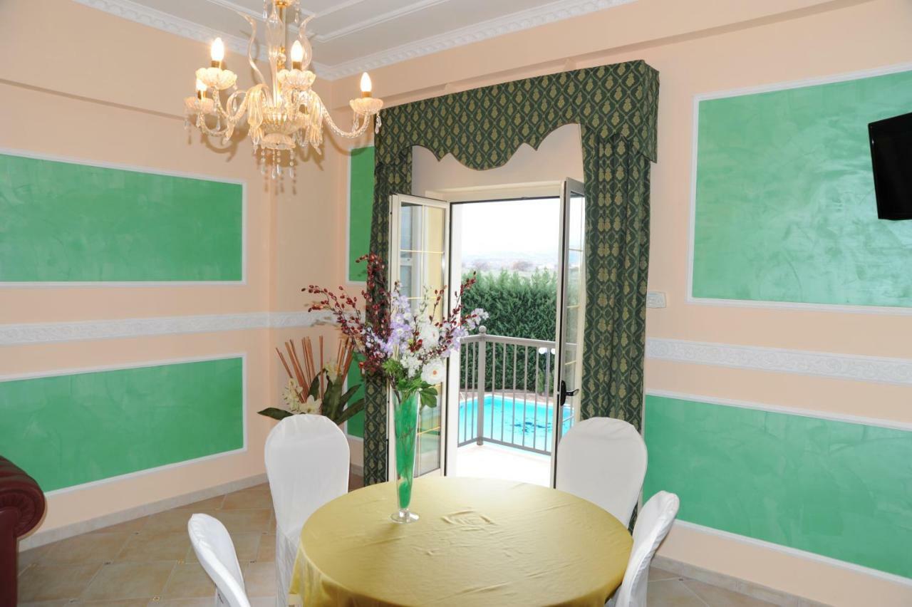 Hotel Villa Santa Maria فيلابيانا المظهر الخارجي الصورة